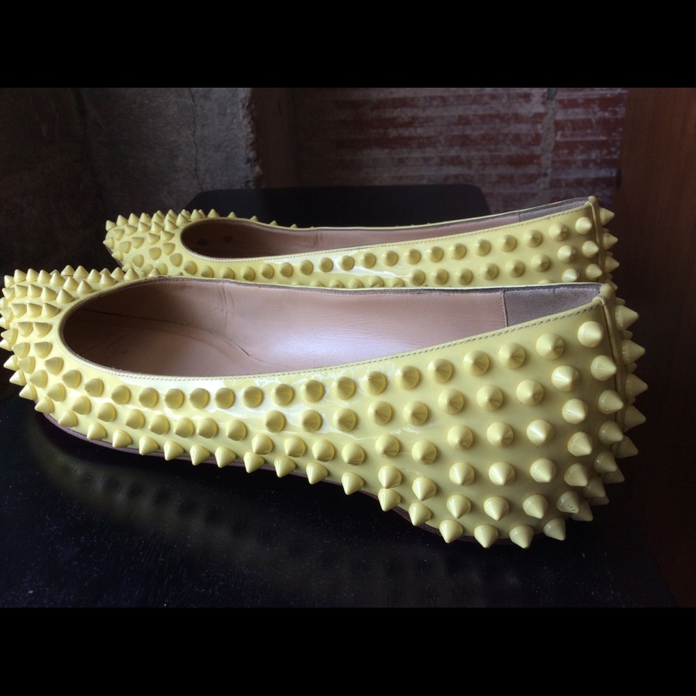Christian Louboutin Spiked Pigalle Ballet Flats - Picture 7 of 8